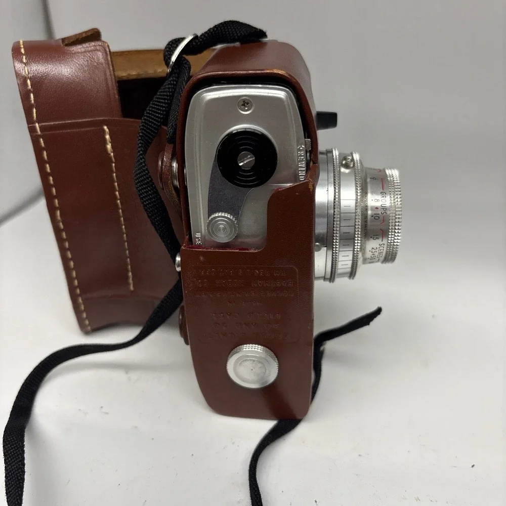 Vintage Kodak Signet 30 Film Camera with Brown Leather Field Case - Picture 3 of 3